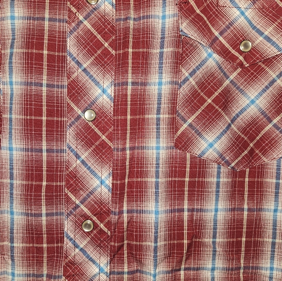 Wrangler Pearl Snap Button Up - Picture 3 of 5